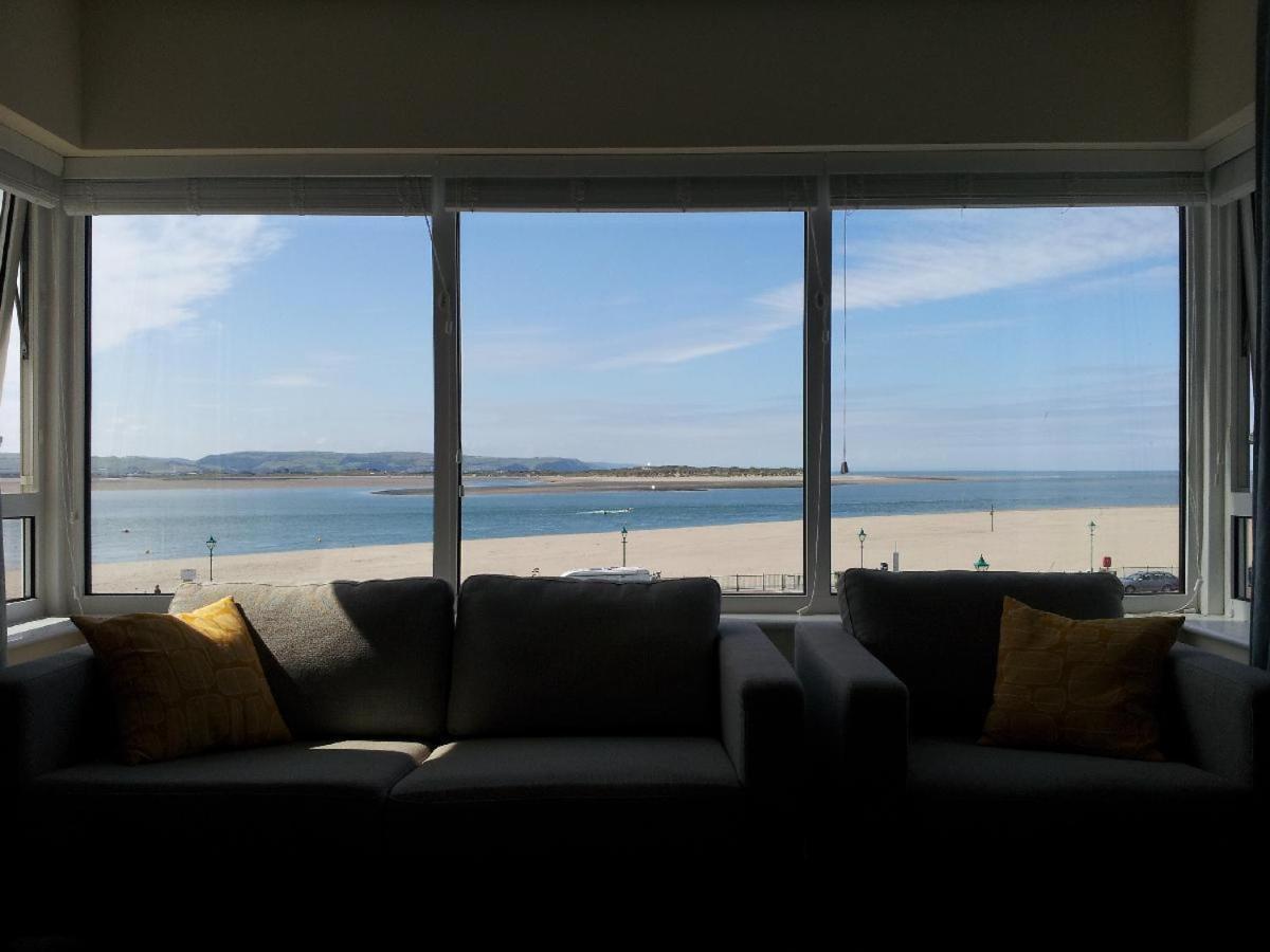 Lovely Seafront 2 Bedroom Apartment 4 Aberdyfi Exterior photo